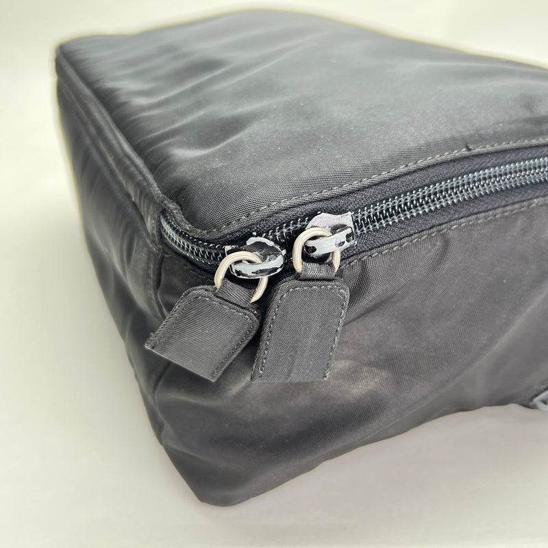 Travel Cosmetic Top handle bag in Nylon, Silver Hardware