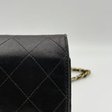 Vintage Quilted Flap Crossbody bag in Lambskin, Gold Hardware