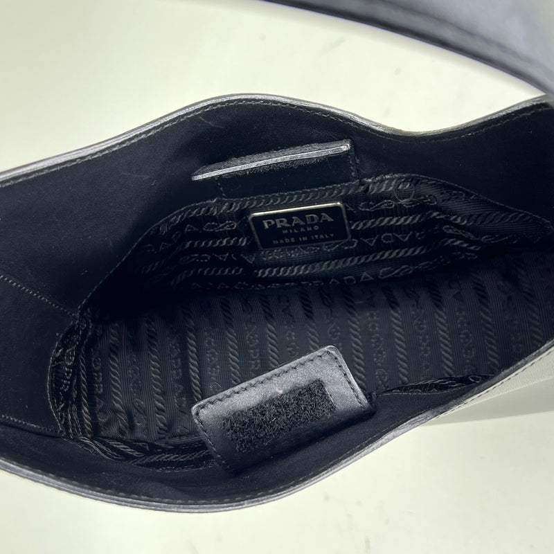 Asymmetry Hobobag Shoulder bag in Lambskin, Silver Hardware