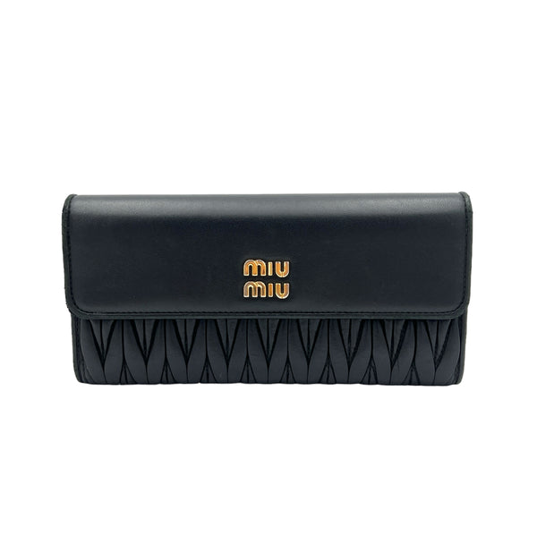 Matelasse Long Black Wallet in Lambskin, Gold hardware