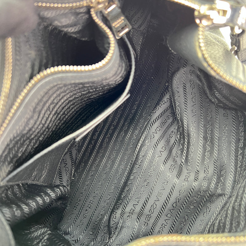 Vitello Phenix Hobo Shoulder bag in Calfskin, Silver Hardware