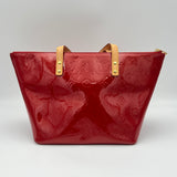 Bellevue PM Top handle bag in Patent leather, Gold Hardware