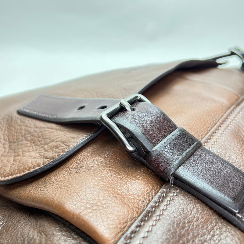 BROWN LEATHER CERVO MESSENGER BAG Messenger bag in Calfskin, Gunmetal Hardware