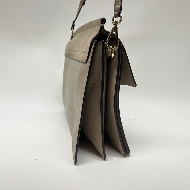 Faye Medium Shoulder bag in Suede leather, Light Gold Hardware
