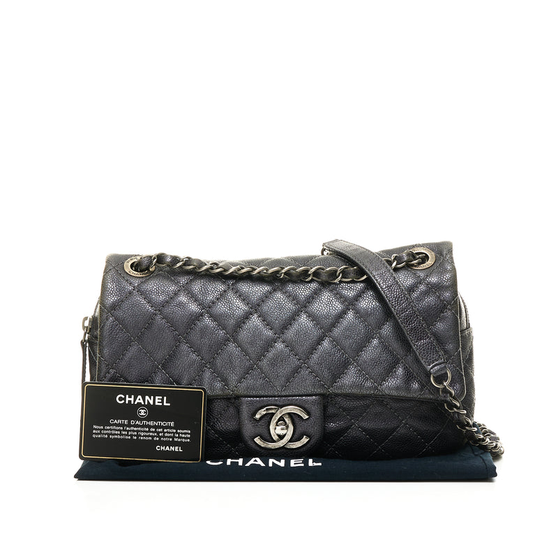Easy Flap Shoulder bag in Caviar Leather, Ruthenium Hardware