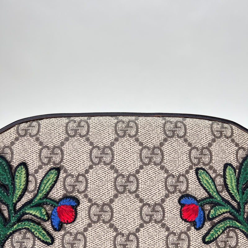 GG Supreme Floral Embroidery Crossbody bag in Coated canvas, Gold Hardware