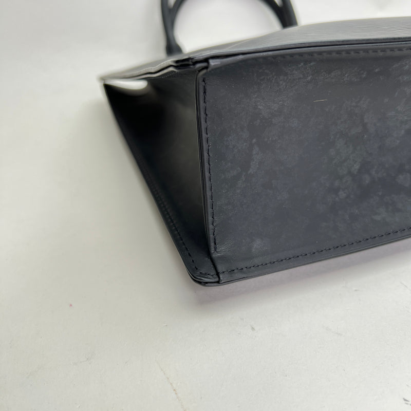 Sac Plat Top handle bag in Epi leather, Gold Hardware