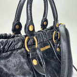 Vitello Lux Bauletto Aperto Shoulder bag in Calfskin, Gold Hardware