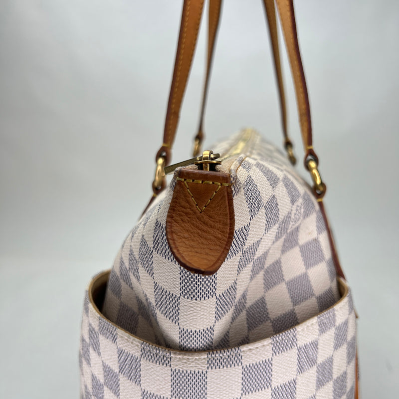 Totally Damier Azur GM Tote bag in Coated canvas, Gold Hardware