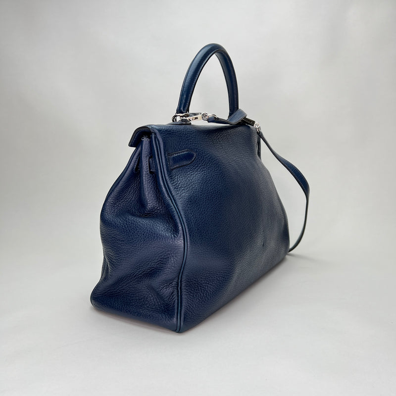 Kelly 35 Top handle bag in Clemence Taurillon leather, Silver Hardware