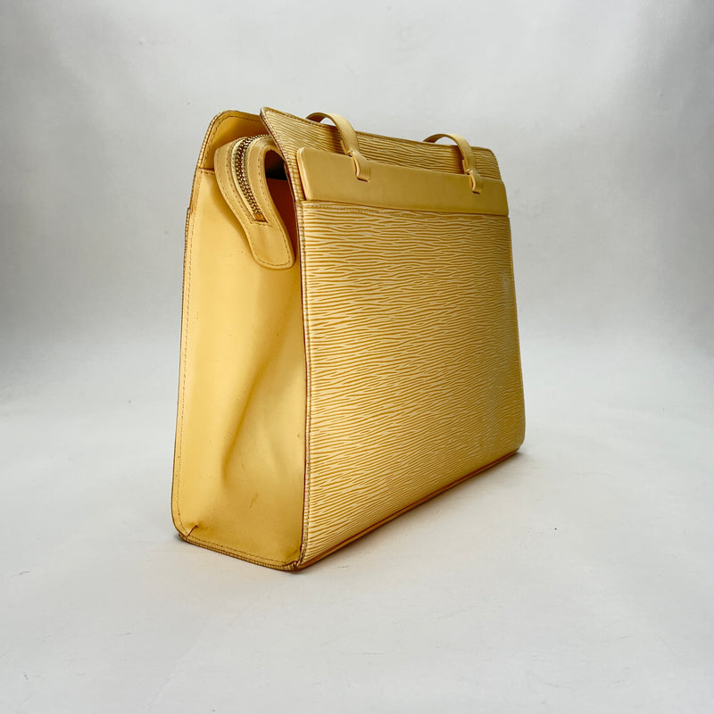Croisette PM Top handle bag in Epi leather, Gold Hardware