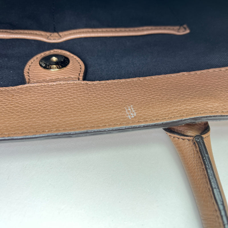 Banner Medium Top handle bag in Calfskin, Gold Hardware