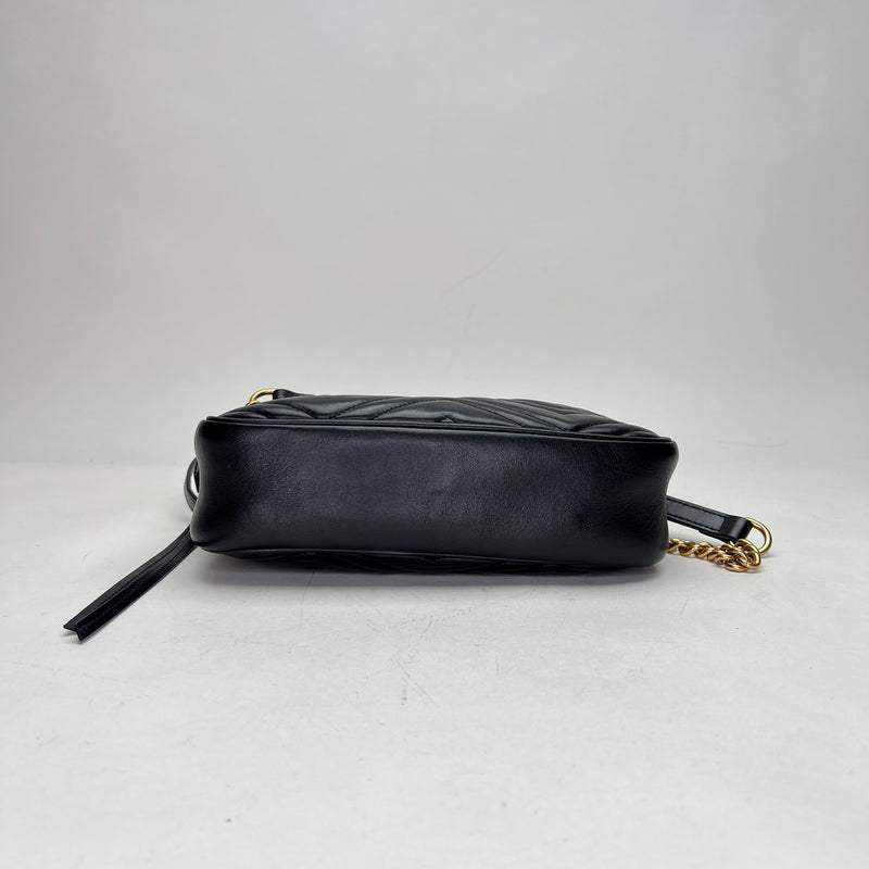 GG Marmont Small Crossbody bag in Calfskin, Gold Hardware