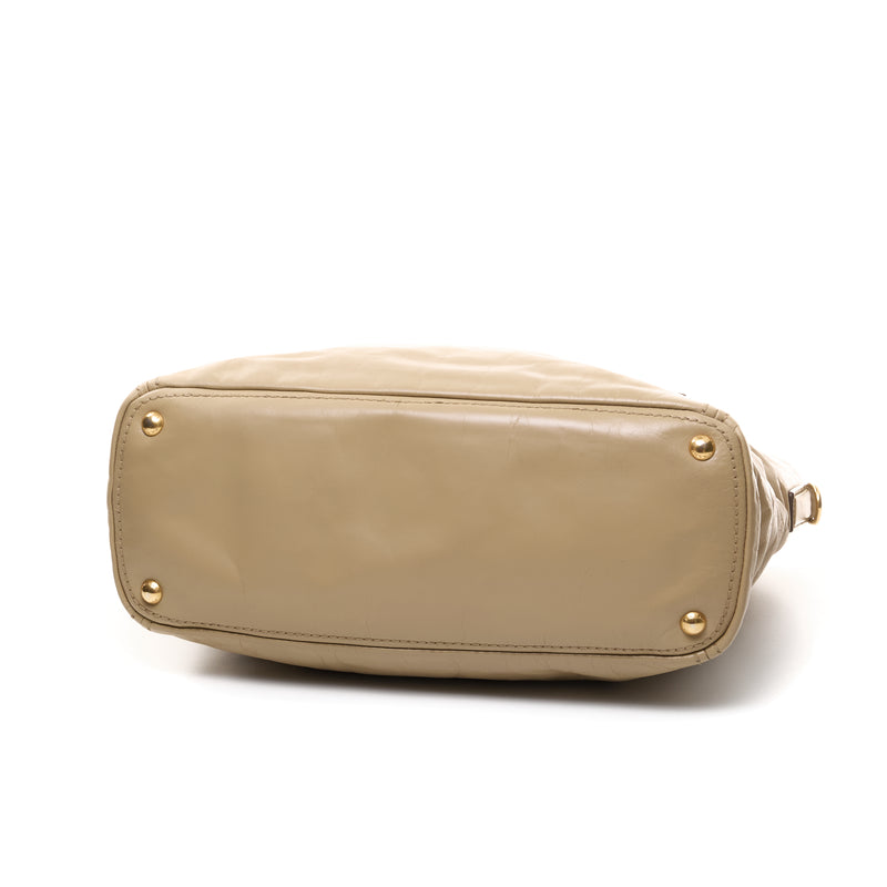 Vitello Lux Top handle bag in Calfskin, Gold Hardware