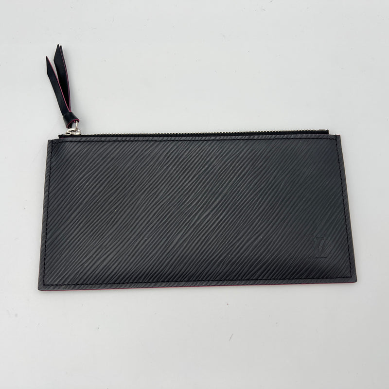 Felicie Pochette Wallet on chain in Epi leather, Silver Hardware