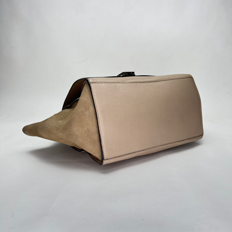 Trapeze Medium Top handle bag in Calfskin, Silver Hardware