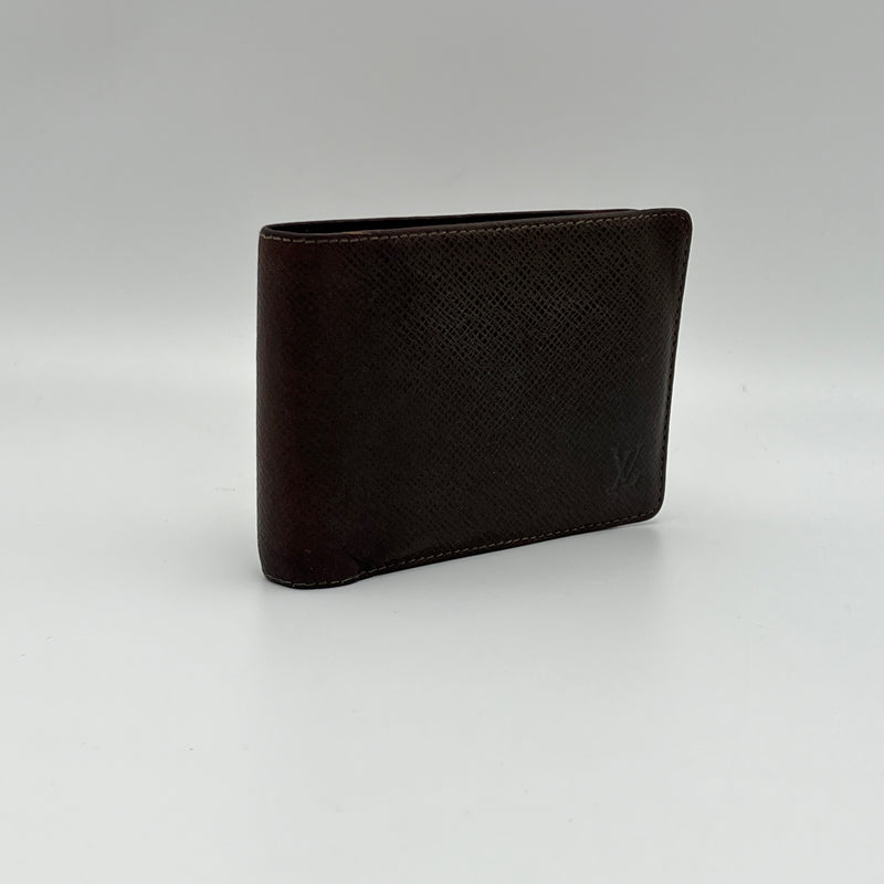 Slender Brown Wallet in Taiga Leather