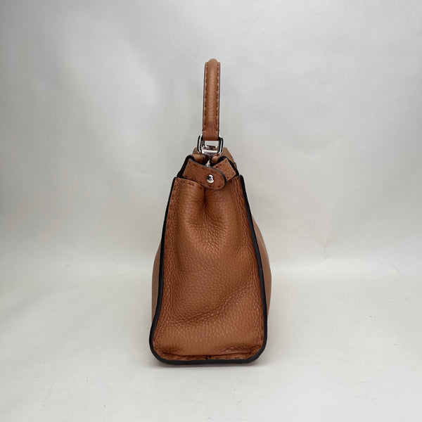 Peekaboo Medium Top handle bag in Calfskin, Silver Hardware
