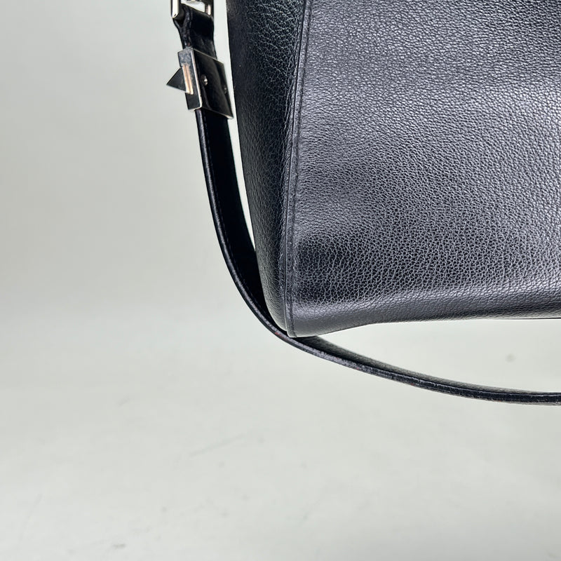 Antigona Small Small Top handle bag in Calfskin, Silver Hardware