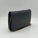 Vintage Quilted Flap Crossbody bag in Lambskin, Gold Hardware