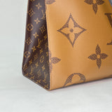 OnTheGo GM Tote bag in Monogram coated canvas, Gold Hardware
