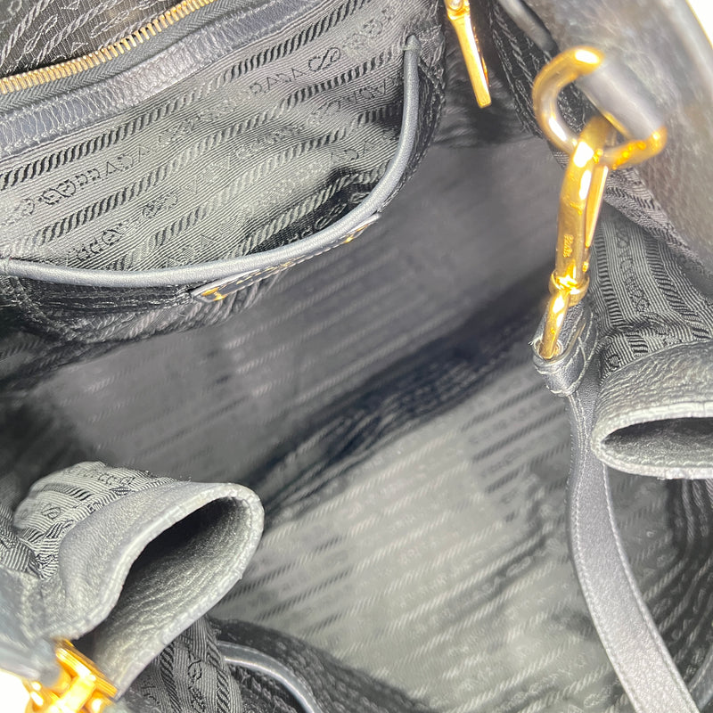 Vitello Daino Shopper Tote Top handle bag in Calfskin, Gold Hardware